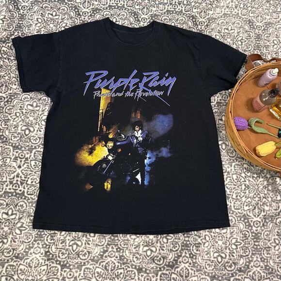 VINTAGE Purple Rain Prince and the Revolution Graphic T-shirt Large - Picture 1 of 5